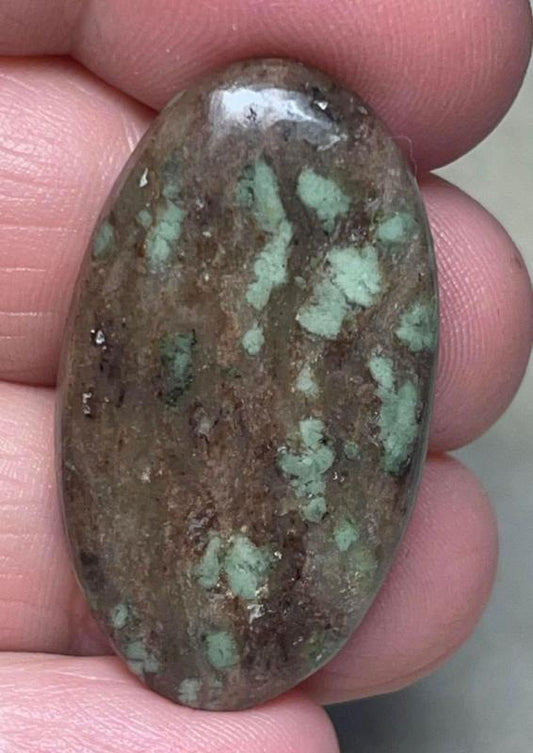 Oval 35x20mm Nundoorite Cabochon 33