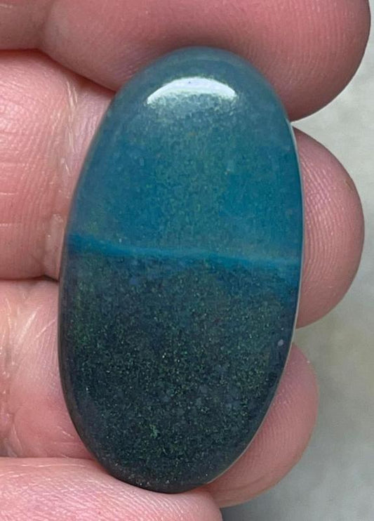 Oval 33x18mm Trolleite Cabochon 05