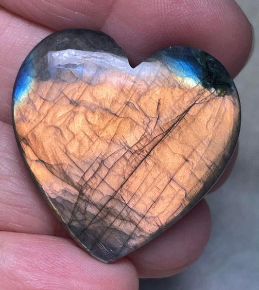 Heart 33x34mm Labradorite Cabochon 01