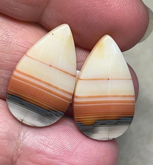 Teardrop 24x14mm Banded Carnelian Cabochon Pair 29