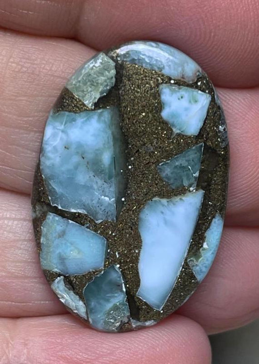 Oval 32x21mm Mohave Larimar Cabochon 18