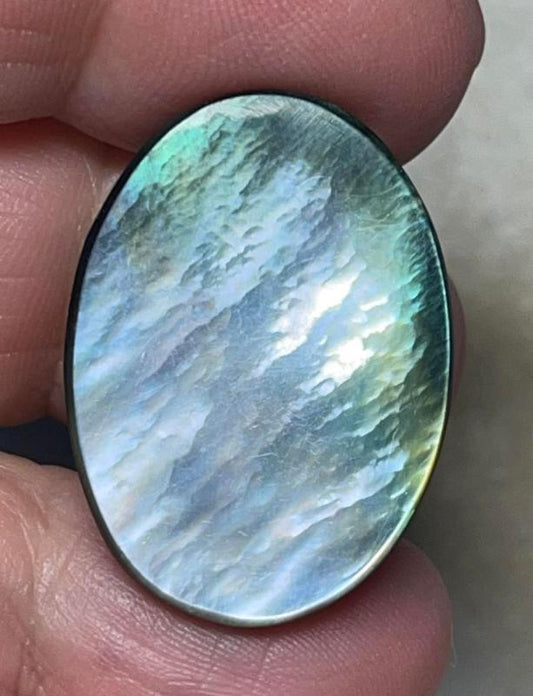 Oval 29x21mm Black Mother of Pearl Cabochon 43