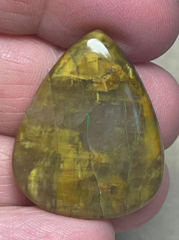 Teardrop 32x25mm Nellite Cabochon 34