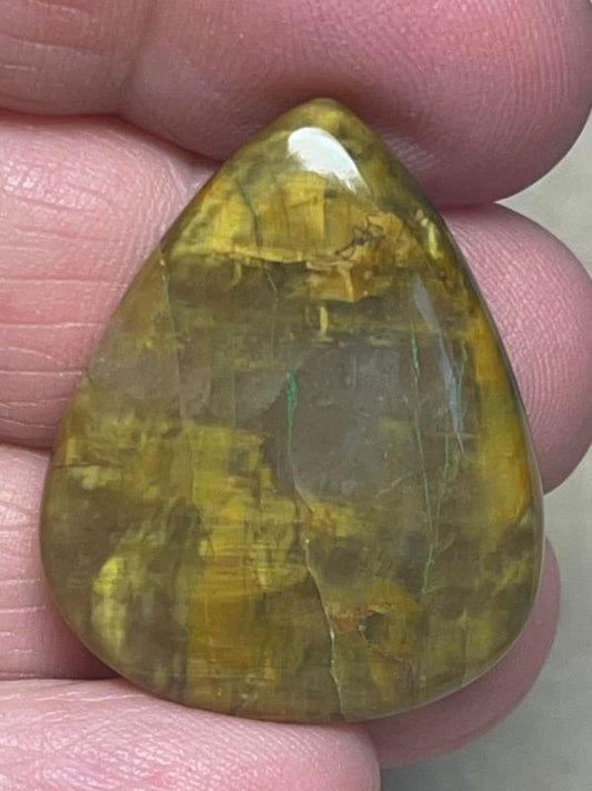 Teardrop 32x25mm Nellite Cabochon 34