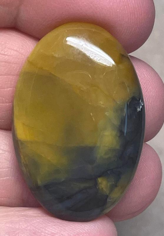Oval 34x23mm Nellite Cabochon 39