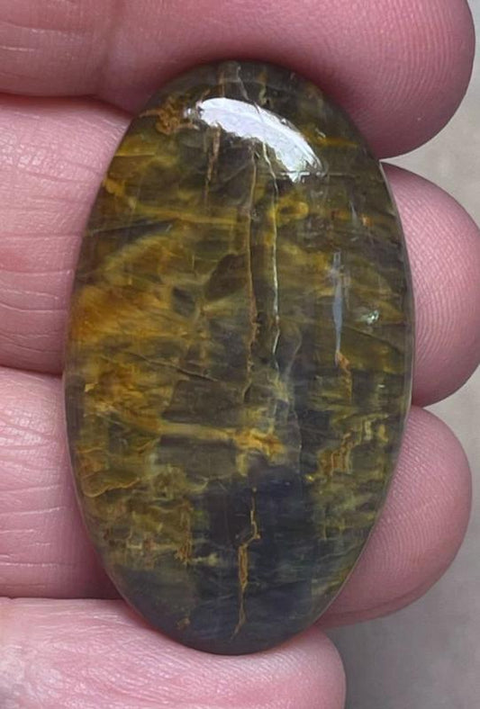 Oval 37x22mm Nellite Cabochon 48