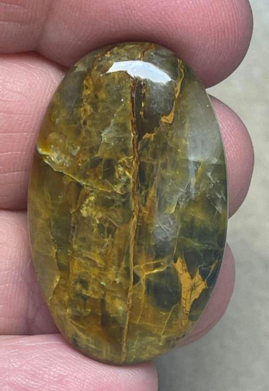 Oval 36x22mm Nellite Cabochon 51