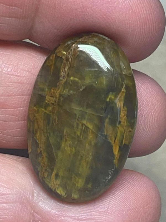 Oval 30x19mm Nellite Cabochon 60