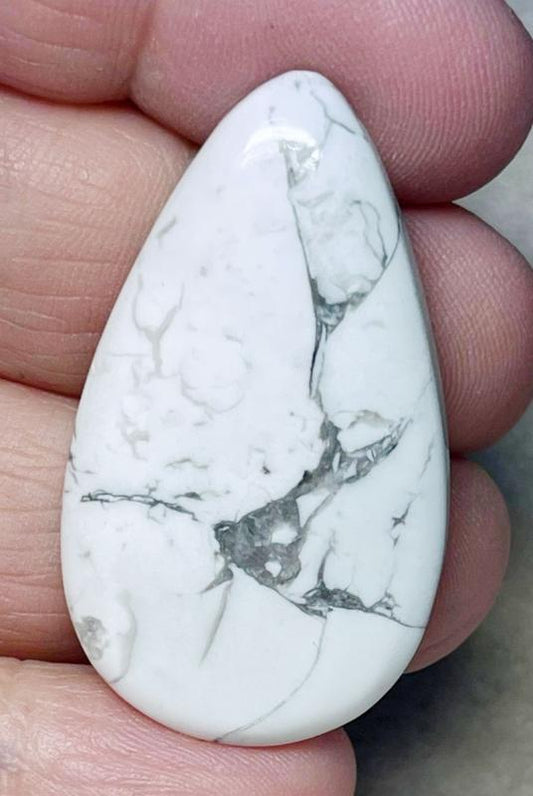 Teardrop 40x23mm Howlite Cabochon 03