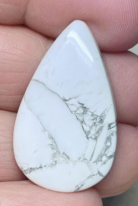 Teardrop 33x20mm Howlite Cabochon 23