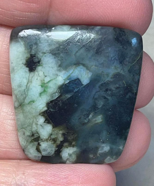Freeform 31x30mm Emerald Cabochon 34