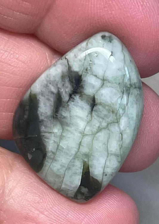 Freeform 28x20mm Emerald Cabochon 51