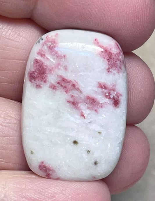 Rectangle 29x20mm Cinnabar in Quartz Cabochon 18