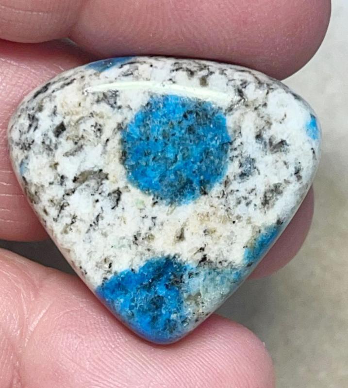 Teardrop 27x29mm K2 Cabochon 28