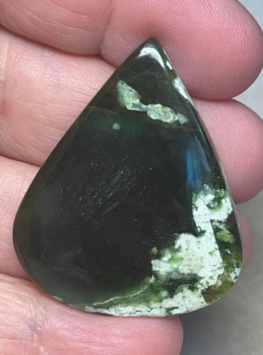 Teardrop 41x34mm Chrome Chalcedony Cabochon 20