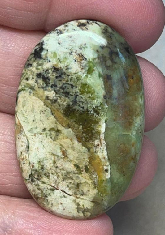Oval 41x26mm Chrome Chalcedony Cabochon 25