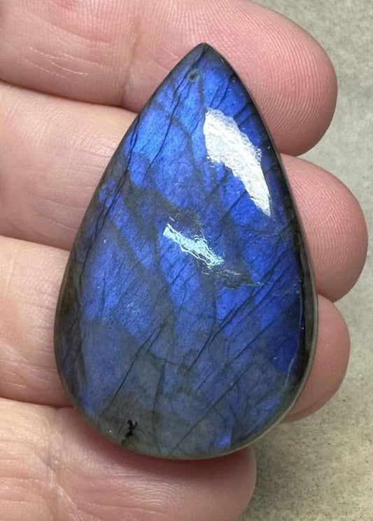 Teardrop 43x27mm Natural Blue Labradorite Cabochon 33