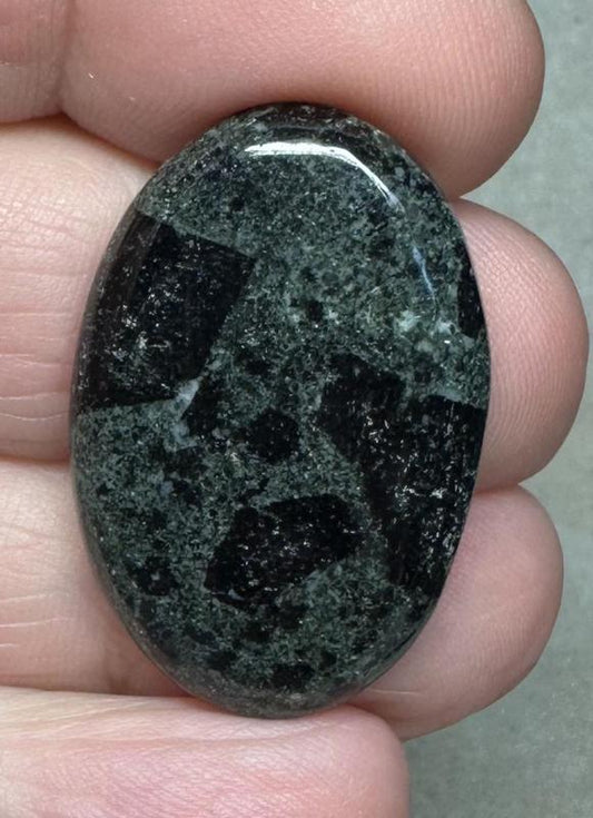 Oval 32x20mm Tourmaline in Zoisite Cabochon 02