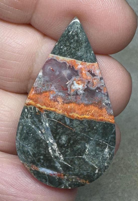 Teardrop 38x22mm Orange Seam Agate Cabochon 42