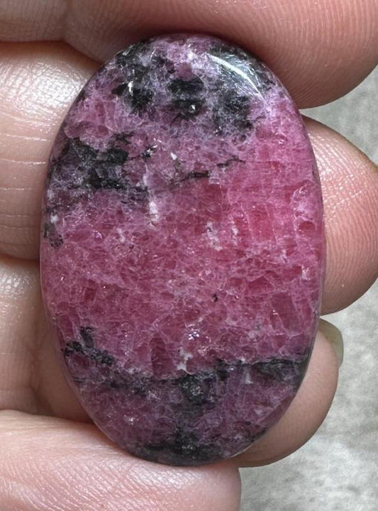 Oval 33x21mm Rhodonite Cabochon 15