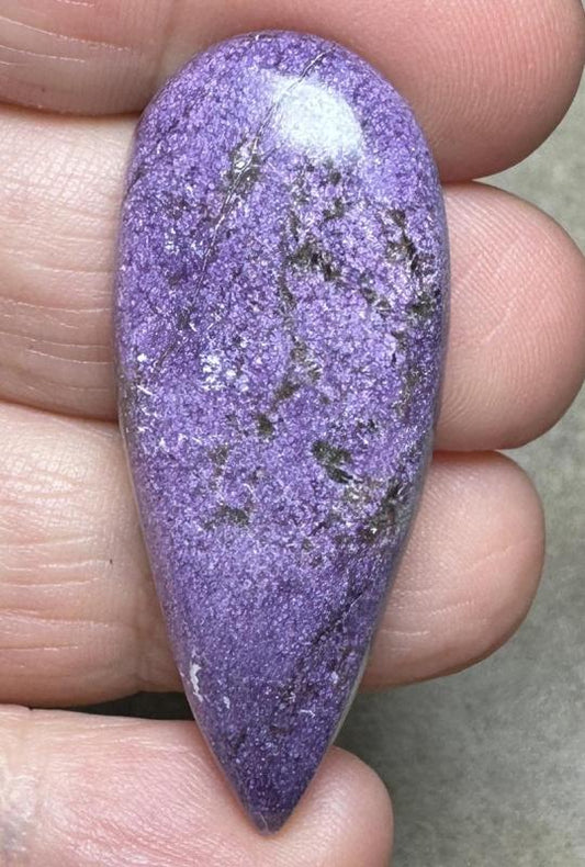 Teardrop 45x18mm Stichtite Cabochon 15