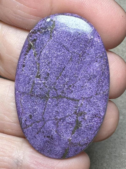 Oval 43x28mm Stichtite Cabochon 17