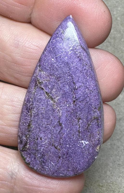 Teardrop 47x25mm Stichtite Cabochon 18