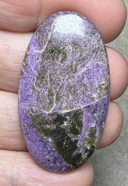 Oval 42x23mm Stichtite Cabochon 21