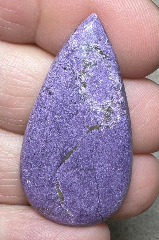Teardrop 38x20mm Stichtite Cabochon 23