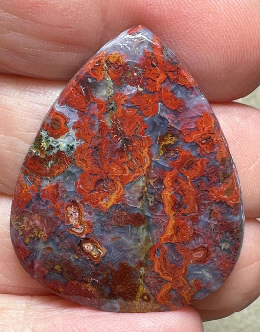 Teardrop 35x28mm Hungarian Agate Cabochon 04