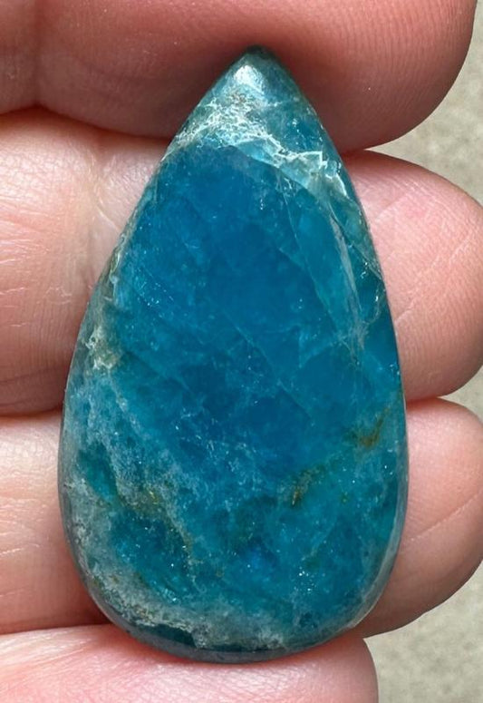 Teardrop 33x19mm Neon Apatite Cabochon 30