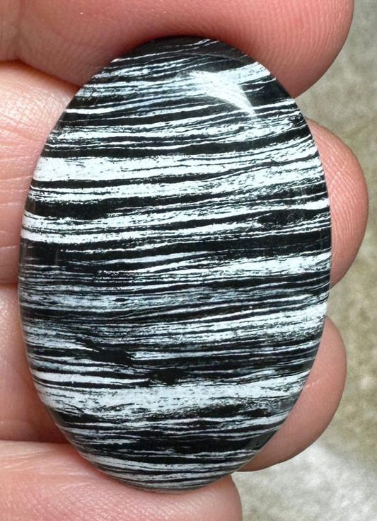 Oval 34x23mm Silver Leaf Obsidian Cabochon 09