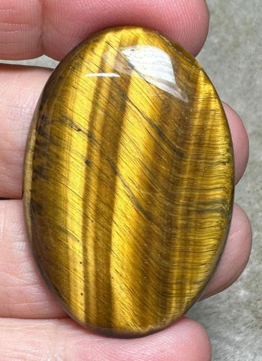 Oval 44x30mm Tigers Eye Cabochon 40
