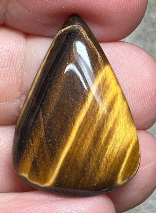 Teardrop 28x20mm Tigers Eye Cabochon 49