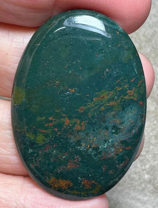 Oval 45x32mm Indian Bloodstone Cabochon 24