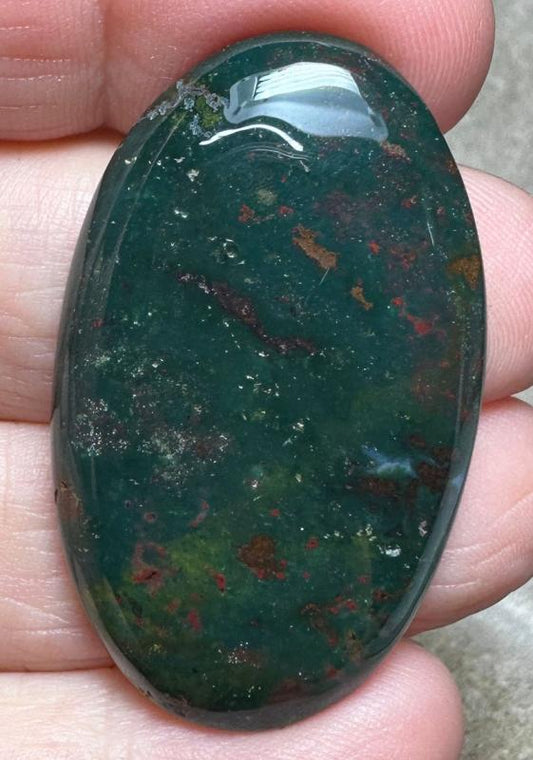Oval 42x25mm Indian Bloodstone Cabochon 43