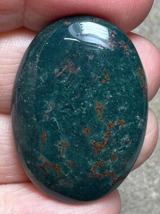 Oval 35x24mm Indian Bloodstone Cabochon 47