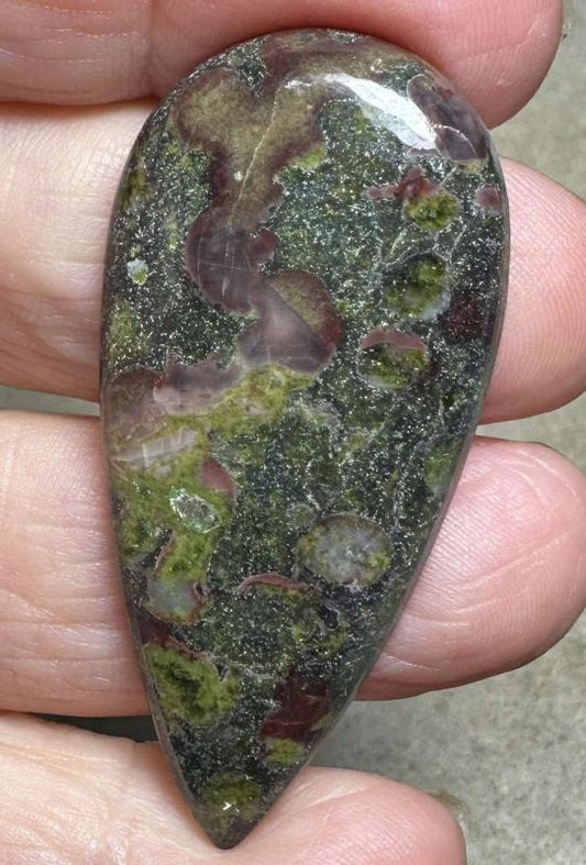 Teardrop 50x23mm Epidote Cabochon 12