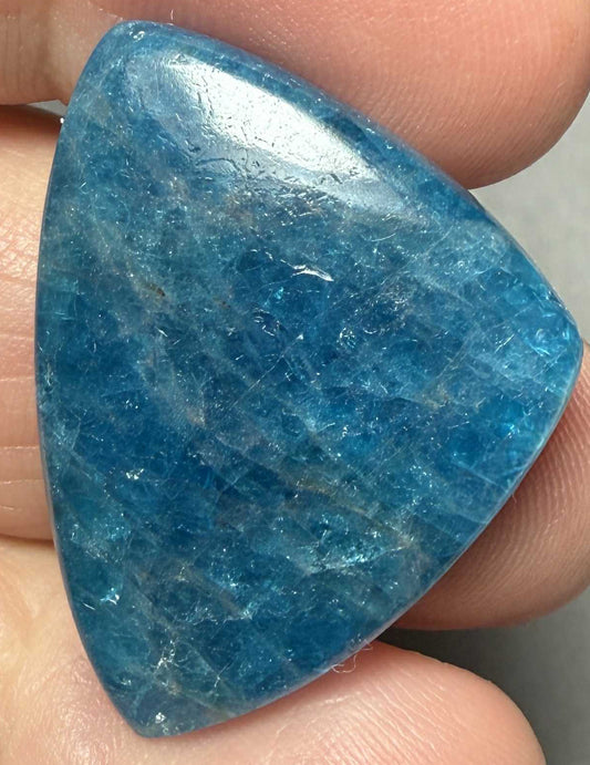 Freeform 31x23mm Neon Apatite Cabochon 35