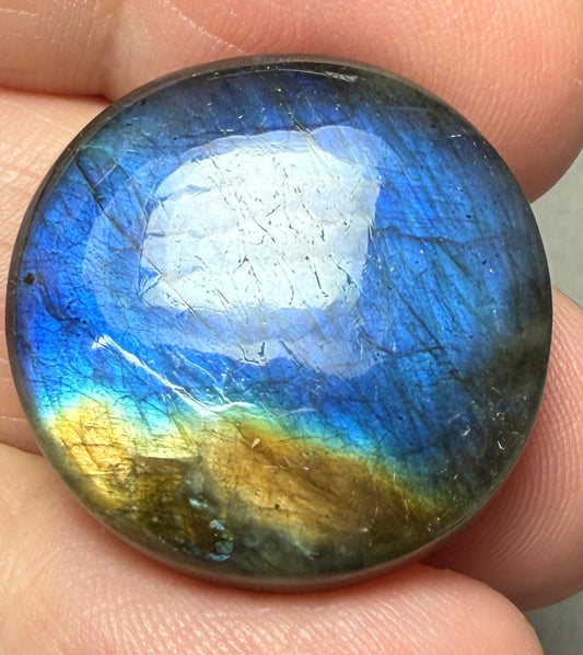 Round 24x24mm Labradorite Cabochon 28