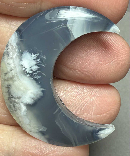 Moon 38x31mm Indonesian Plume Agate Doublet Cabochon 78