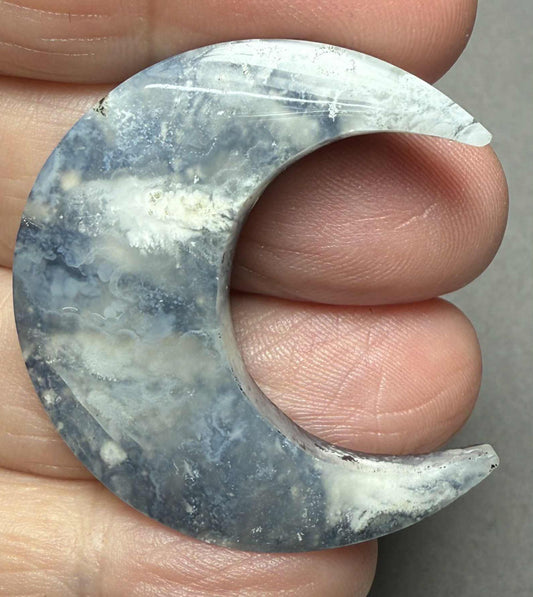 Moon 38x34mm Indonesian Plume Agate Doublet Cabochon 91