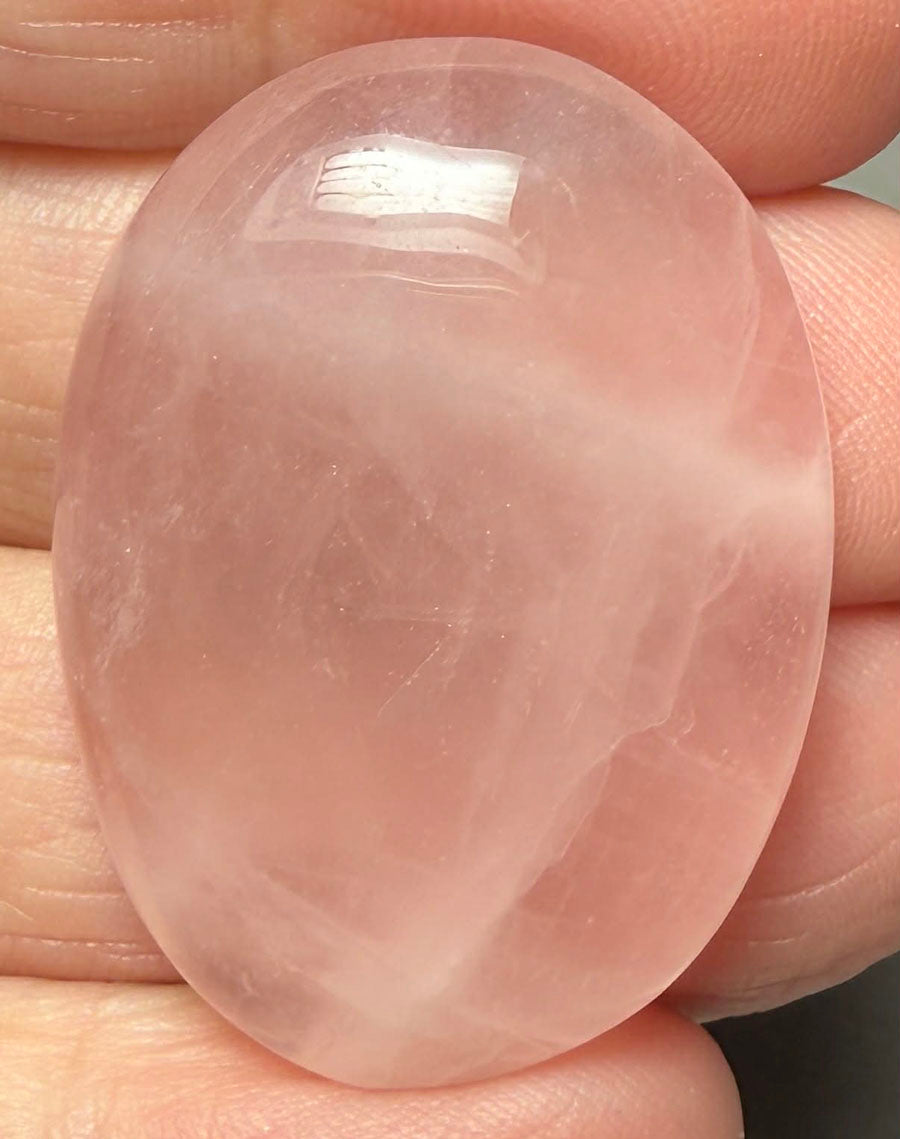 Oval 35x25mm Rose Quartz Cabochon 01