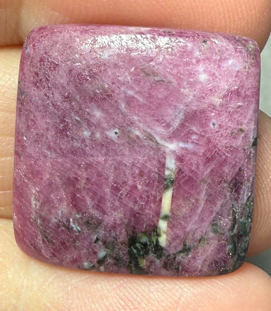 Square 23x23mm Indian Ruby Cabochon 27
