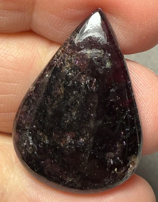 Teardrop 30x21mm Indian Garnet Cabochon 26