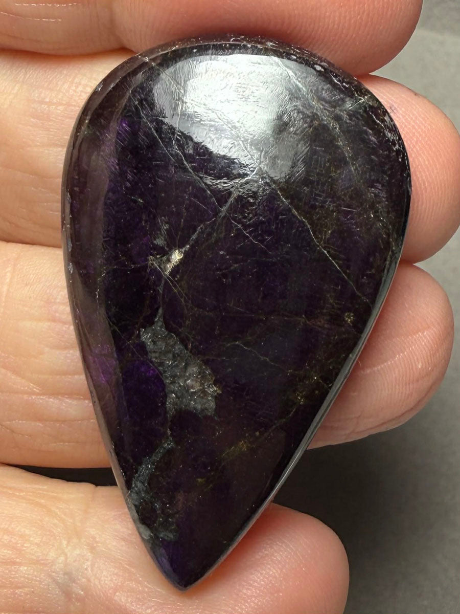 Teardrop 44x27mm Purpurite Cabochon 34