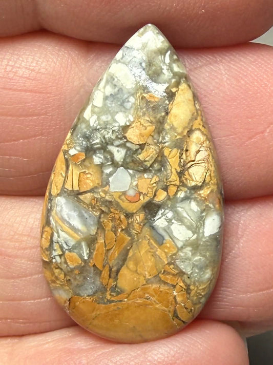Teardrop 29x17mm Brecciated Mookaite Cabochon 30