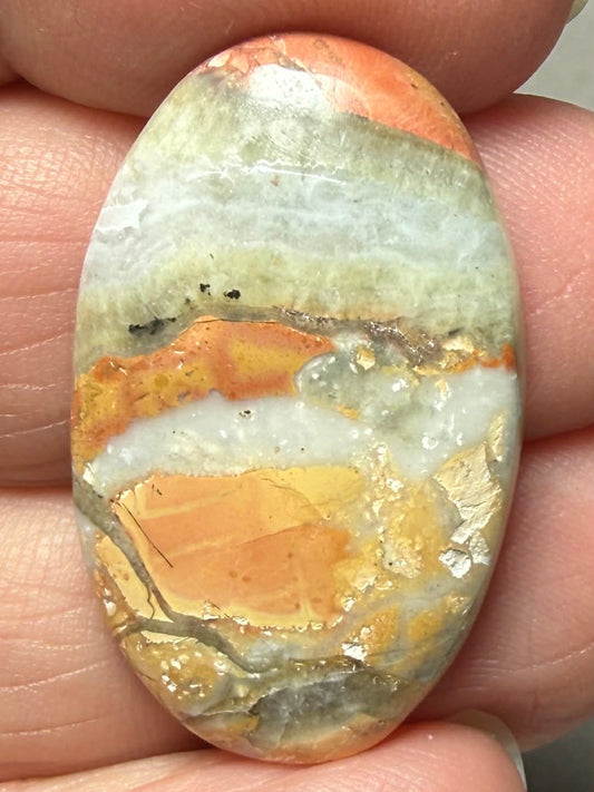 Oval 31x19mm Brecciated Mookaite Cabochon 31