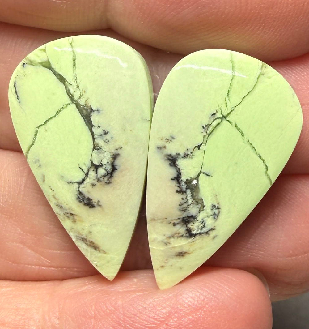 Teardrop 25x14mm Lemon Chrysoprase Cabochon Pair 18