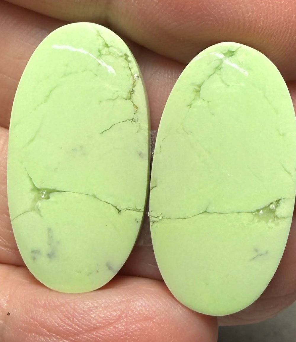 Oval 27x14mm Lemon Chrysoprase Cabochon Pair 29